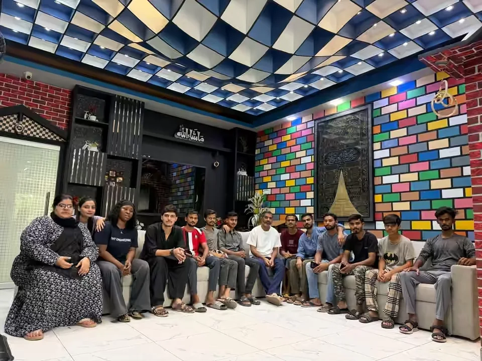 The YHY Engineering team together at the office
